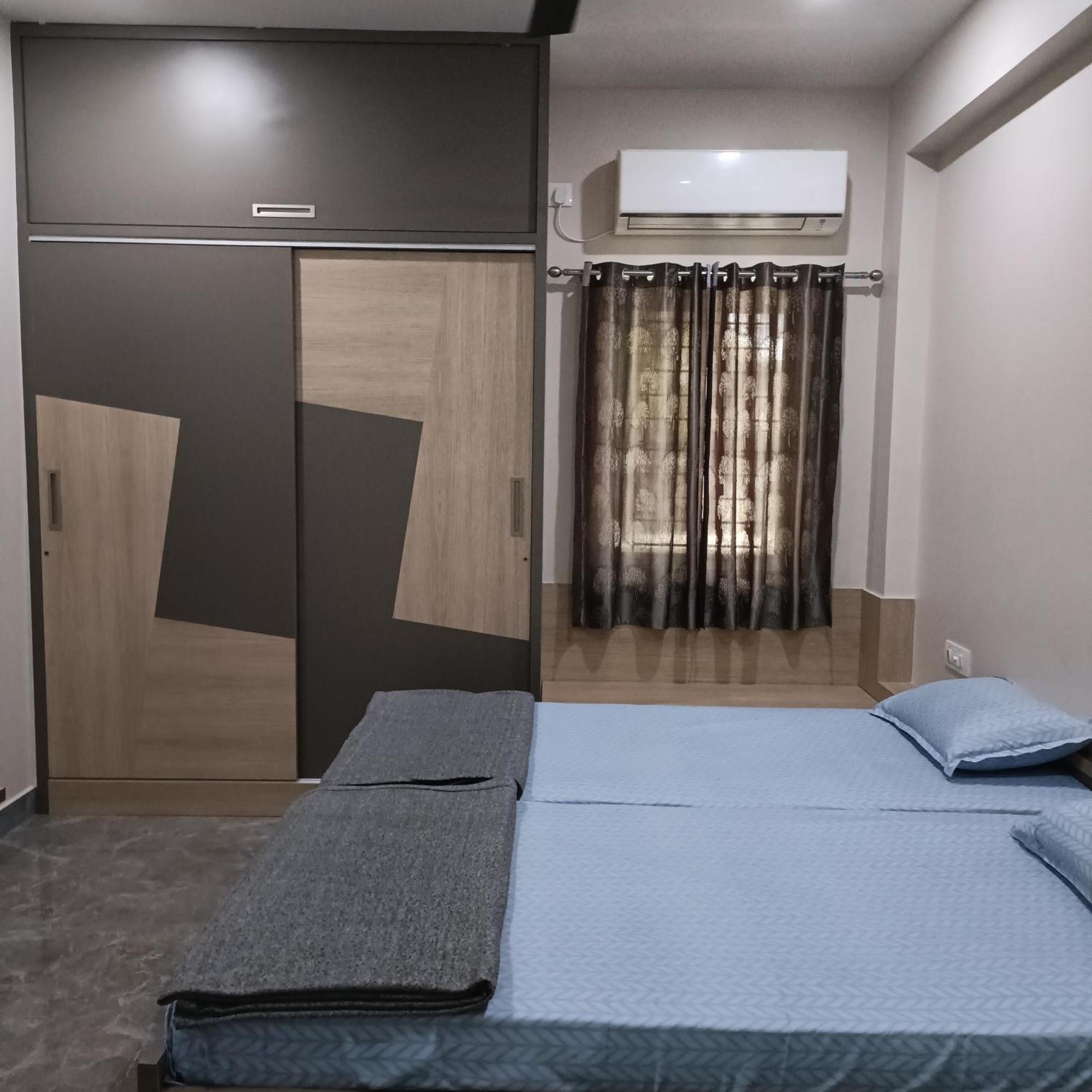 Sukrithi Premium Serviced Apartment - F2 Chennai Esterno foto
